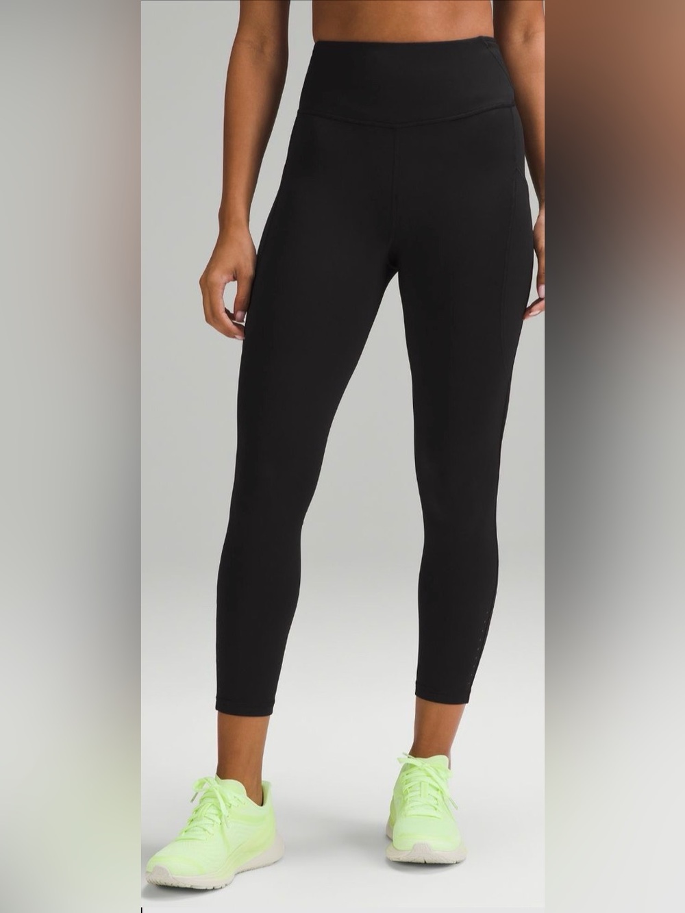 Lululemon navy Fast & Free high-rise 23” leggings with pockets size 12